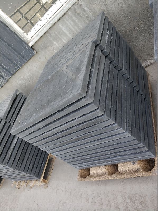 復(fù)合無(wú)機(jī)復(fù)合電纜溝蓋板廠家