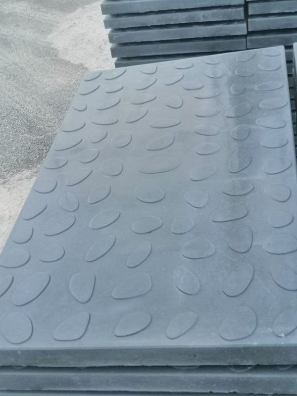 室內(nèi)電纜溝蓋板制作應(yīng)注意哪些事項